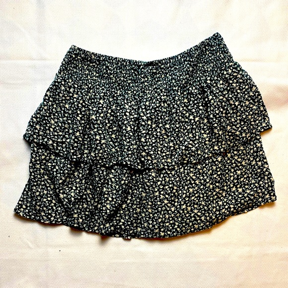 American Eagle Tiered Mini Skirt - Picture 1 of 6